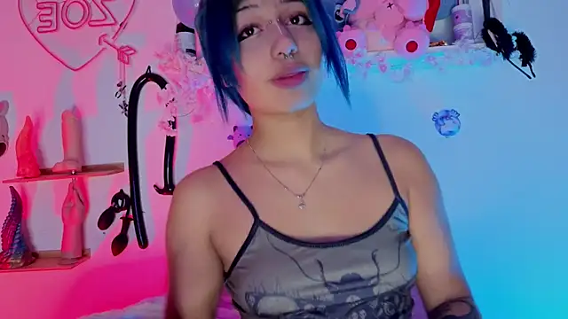 zoelight18's cam snapshot