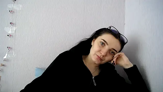 Shiny_gine's cam snapshot