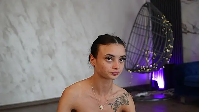 RachelRavee live sex cam