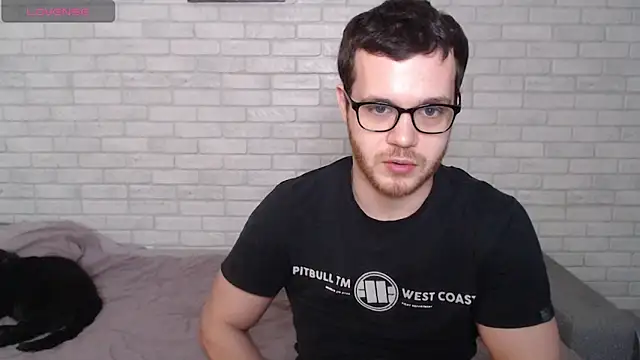 Alexxx_horny live sex cam