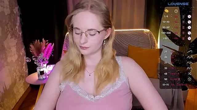 Aemilia_'s cam snapshot