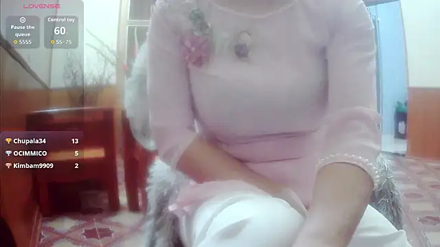 Yii-Ser live sex cam