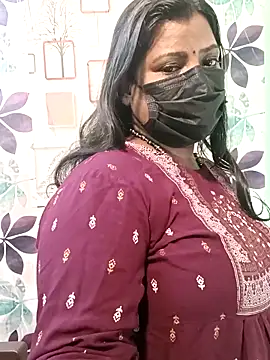TAMIL-MILF- live sex cam