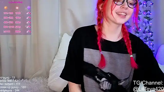 little_Teya live sex cam