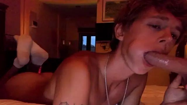 angleAndy live sex cam