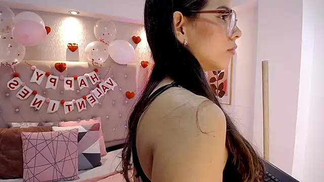 Luna_Millers live sex cam