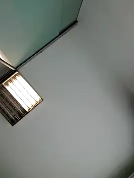 Batou1683 live sex cam