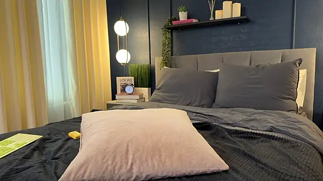 AdriaNochi's cam snapshot