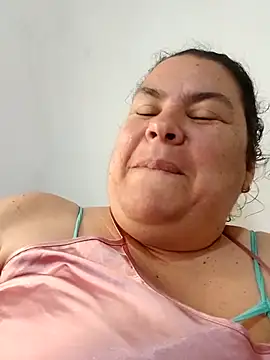 yaneth_'s cam snapshot