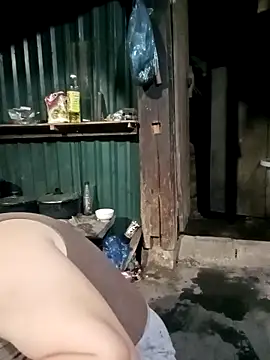 sary-hot2x's cam snapshot