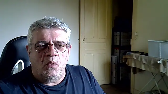 _hippo_'s cam snapshot