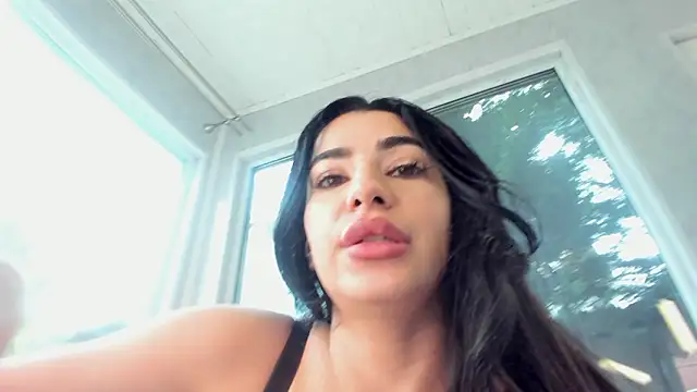 Naila18's cam snapshot