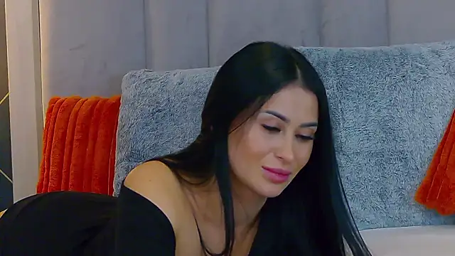 EmyLaveau's cam snapshot