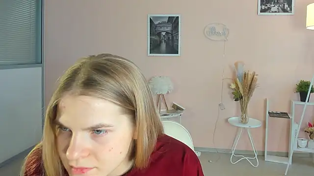 VikiSwauger's cam snapshot