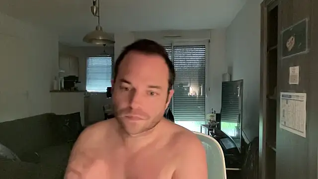 Jujupsy31 live sex cam