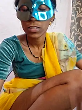 Desi_Sayli_Bhabhi live sex cam