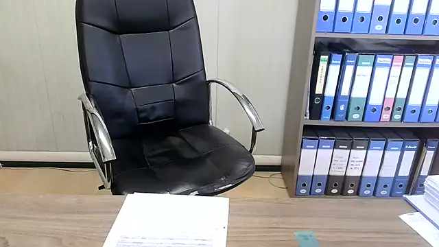 Evasionee live sex cam