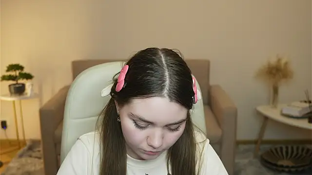 EdythOrwin's cam snapshot