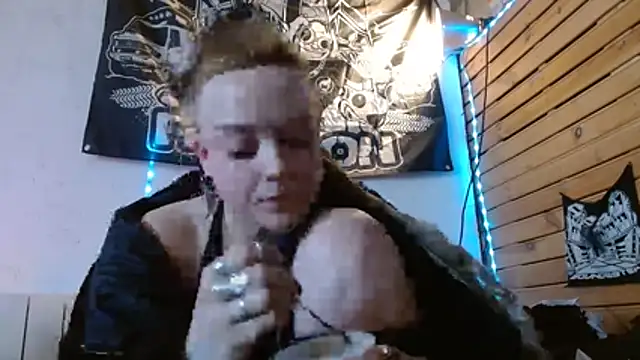 spiralhokkaido23 live sex cam