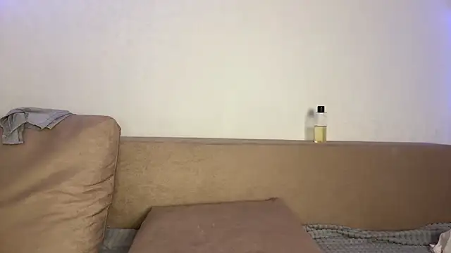 RunawayGriddle's cam snapshot