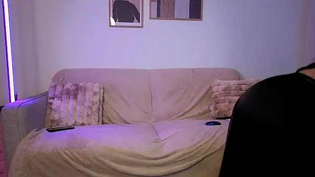 ErikaSoft live sex cam