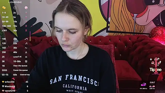 MaribelRiverr_'s cam snapshot