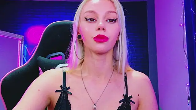 AlessiaCroft's cam snapshot