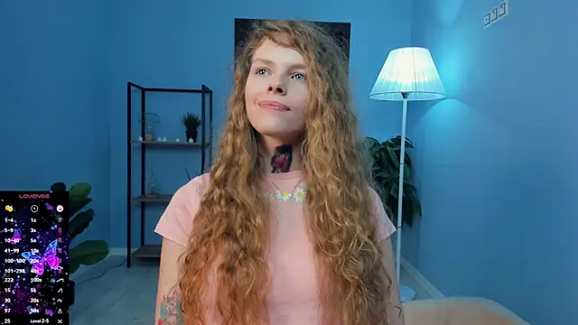 RayaNenlia's cam snapshot