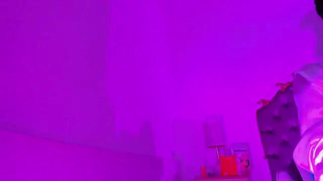 b3k_afrodict's cam snapshot