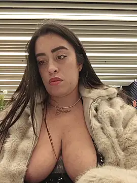 MissNyraSecret's cam snapshot