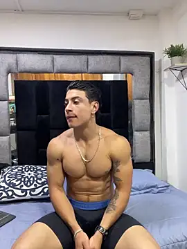 MR_MUSCLE live sex cam