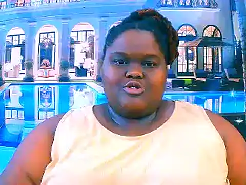 EbonyHotBuns live sex cam