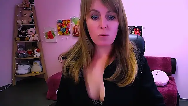 Hot_Milady live sex cam