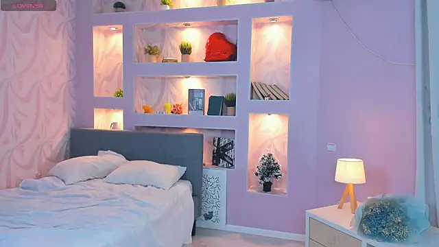 FloraDobb live sex cam