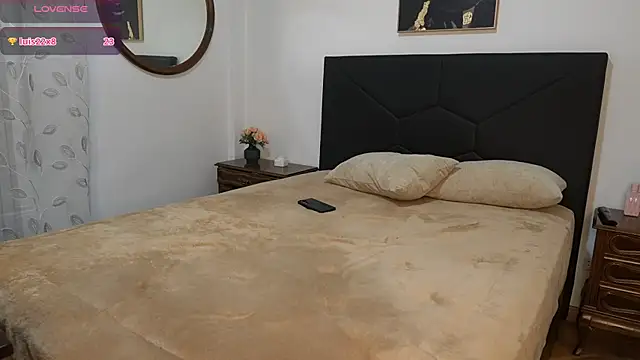 adellle live sex cam