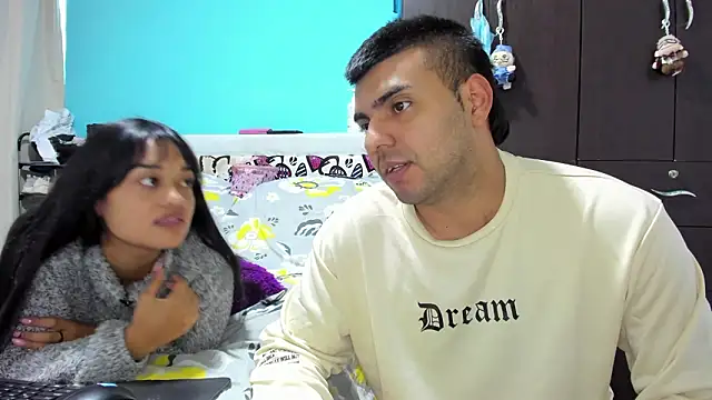 LazyandSniffer28 live sex cam