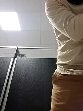 bigdickdaddy2184 live sex cam