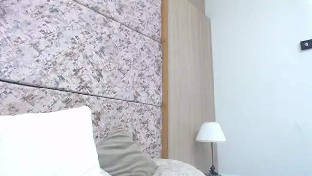 adam_piarse01 live sex cam