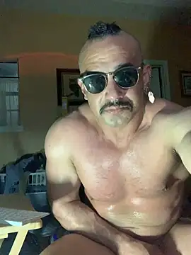 daddydonkey84 live sex cam