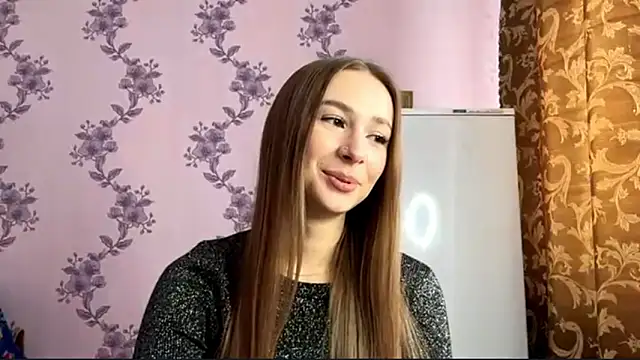 LacieHelaire's cam snapshot