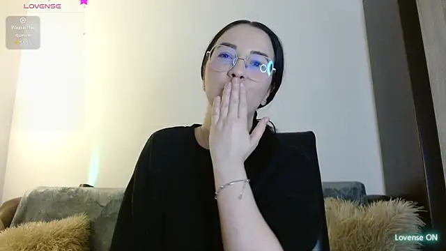 IvyClouds's cam snapshot