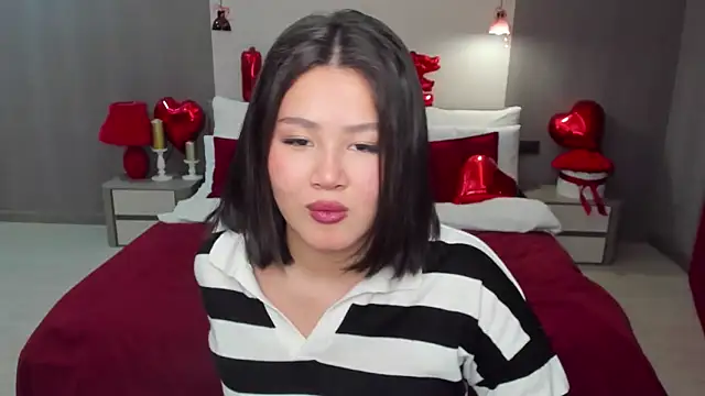 Brunette_Charm's cam snapshot