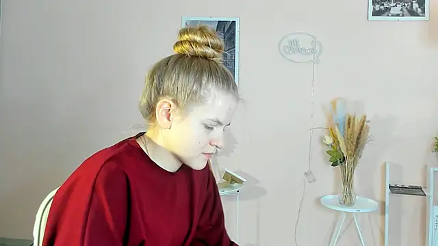 VikiSwauger's cam snapshot