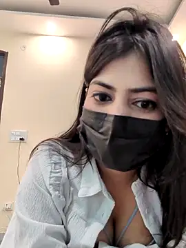 Confident_chic live sex cam