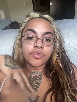 lolafairytail live sex cam