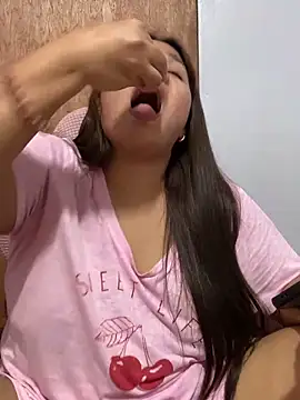 _BellaHotty_'s cam snapshot