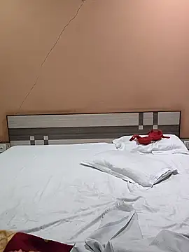 Desibhabhi82 live sex cam