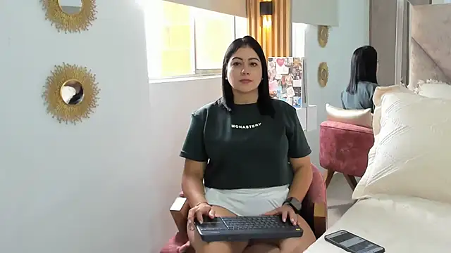 EmilyPeytonn live sex cam