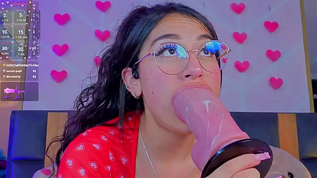 MadyJackson live sex cam