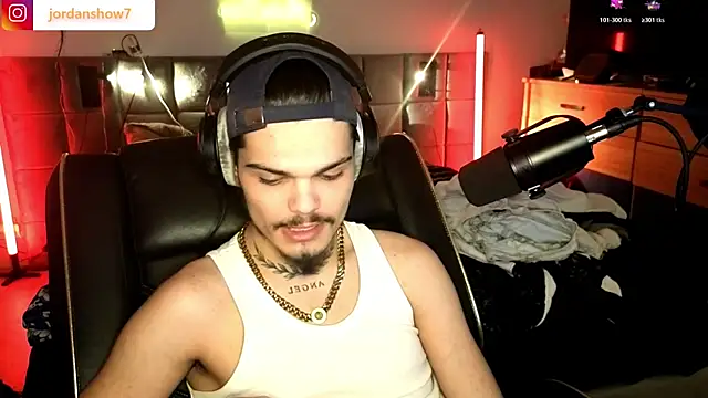 JordanShow live sex cam